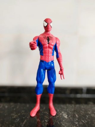 Muñeco Superhéroe Articulado