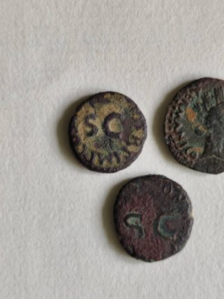 3 Monedas Romanas Cuadrantes