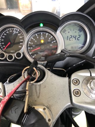 Triumph Sprint ST 1050 Azul