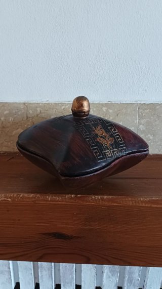 Cajita joyero cerámica oriental dorada