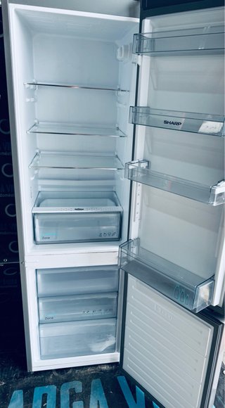 634.Frigorifico Combi Sharp 1,80x55 inox