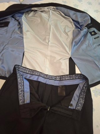 Traje de hombre negro
