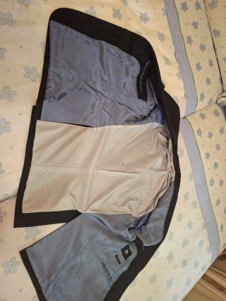 Traje de hombre negro
