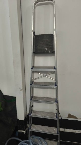 Escalera Tijera Aluminio 7 Peldaños