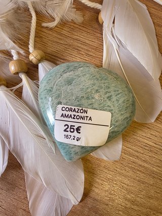 Corazón de Amazonita: Armonía y Comunicación