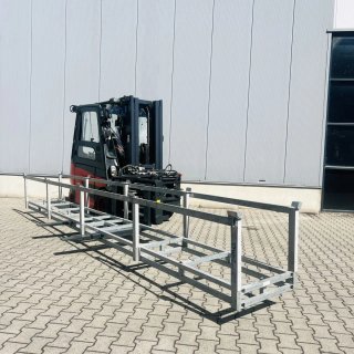 Carretilla elevadora Linde E40 con carga lateral