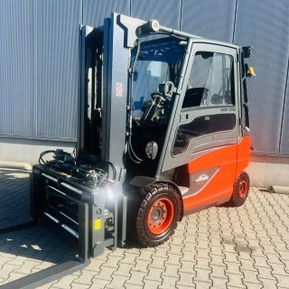 Carretilla elevadora Linde E40 con carga lateral