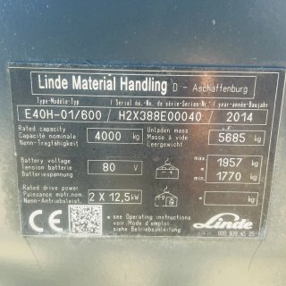 Carretilla elevadora Linde E40 con carga lateral