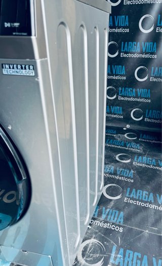 636.Lavadora Valero 9 kilos Inverter Exposicion