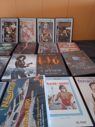 Lote de DVDs de Películas Variadas