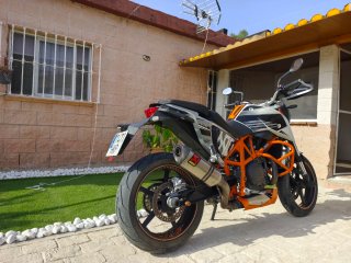 KTM DUKE 690R