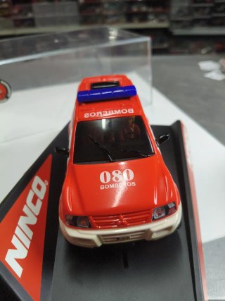 Ninco Mitsubishi Pajero Bomberos 080