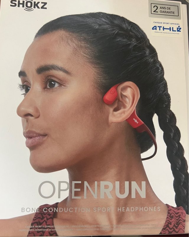 Auricolari Shokz OpenRun a conduzione ossea
