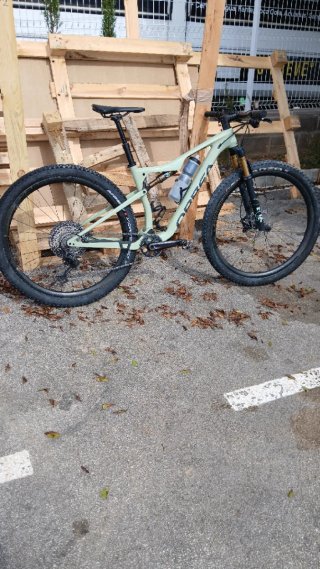 Bicicleta carbono doble suspensión Orbea oiz m-10