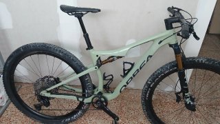 Bicicleta carbono doble suspensión Orbea oiz m-10