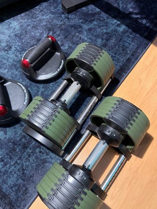 Mancuernas Ajustables 2-20kg y Banca de Ejercicio