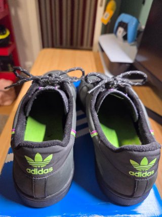 Adidas Continental 80 Negro Morado