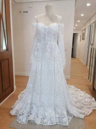Vestido de novia encaje +VELO