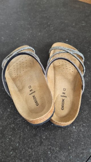 Sandalias Geox Beige y Plateadas Talla 38