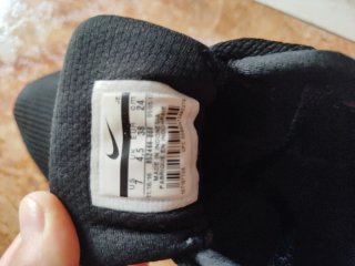 Zapatillas Nike Negras y Rojas