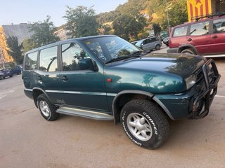 Nissan Terrano II 1995