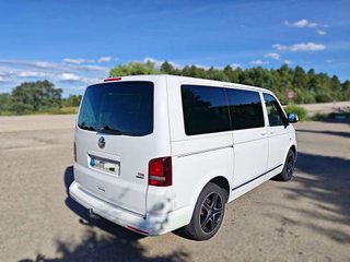 VOLKSWAGEN multivan