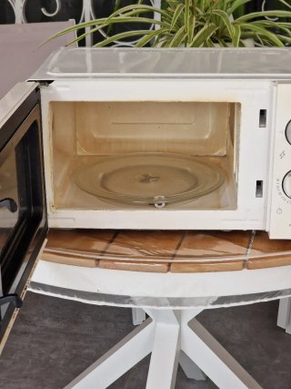 Microondas Cecotec Proclean 20L / 700W