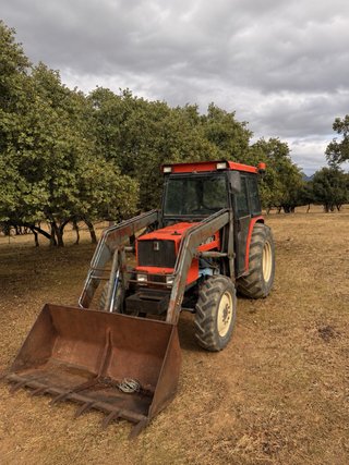 Tractor Kubota M7030FDT averiado