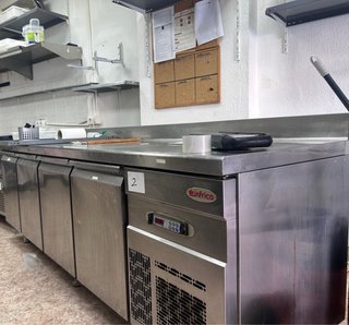 Mesa Fría Industrial Infrico 4 Puertas