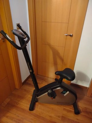 Bicicleta estática semi nueva