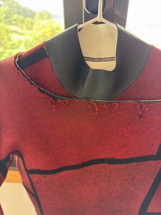 Traje de neopreno deeply limitless 4/3 talla MT