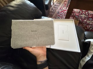 Samsung Galaxy Tab A9+ con funda