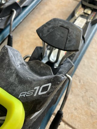 Esquís Fischer RC ONE 73 XTR 165cm con bastones