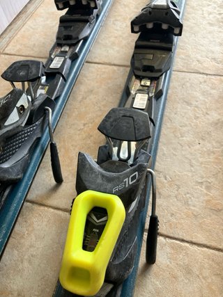 Esquís Fischer RC ONE 73 XTR 165cm con bastones