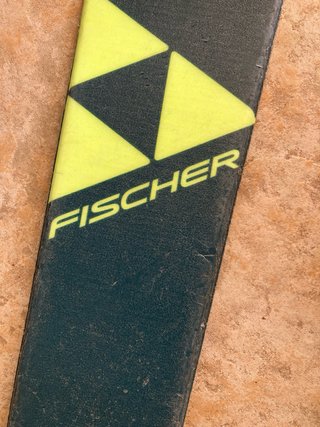 Esquís Fischer RC ONE 73 XTR 165cm con bastones