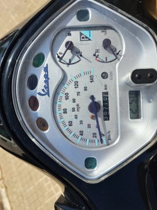 Vespa gts 125