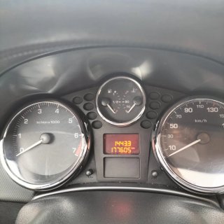 Peugeot 207 2007 urge la venta