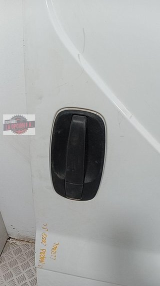 PUERTA LATERAL CORREDERA IZQUIERDA Opel Vivaro (2001->)