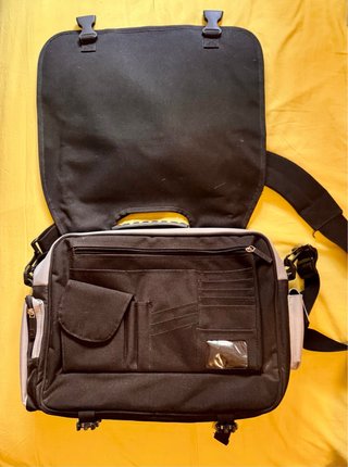 Bolso Adolfo Domínguez Gris y Negro
