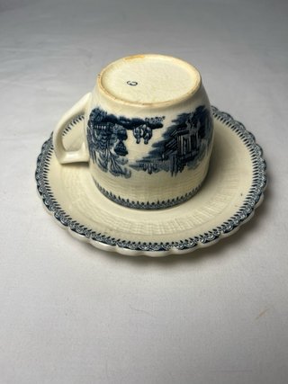 Taza de cafe con plato La Cartuja de Sevilla