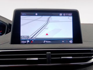 Peugeot 3008 PureTech 130 Allure EAT8 96 kW (130 CV)