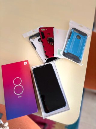 Xiaomi Mi 8 Lite azul