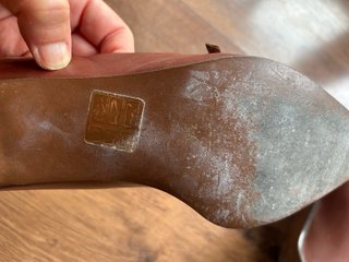Zapatos de salón de piel DORADO