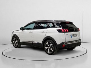 Peugeot 3008 PureTech 130 Allure EAT8 96 kW (130 CV)