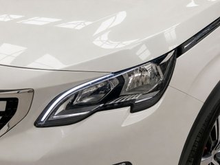 Peugeot 3008 PureTech 130 Allure EAT8 96 kW (130 CV)