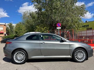 Alfa Romeo GT 2.0 JTS Distinctive