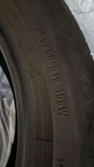 2 Neumáticos Pirelli Cinturato P7 245/50R19 105W