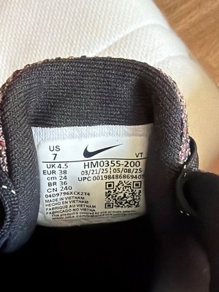 Nike Renew Run negras, nuevas, con caja original.