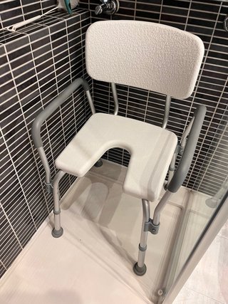 Silla de ducha ortopédica casi nueva