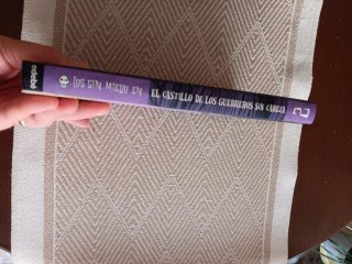 Libro el castillo de los guerreros sin cabeza
